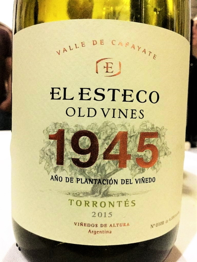 Vino Torrontés de vines antiguas, bodega El Esteco, Salta